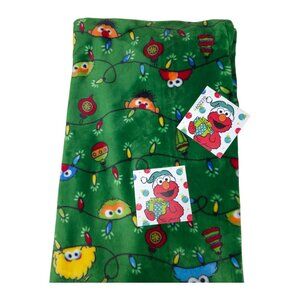 Sesame Street Christmas Decorative Plush Throw Blanket 50x70" Characters Lights